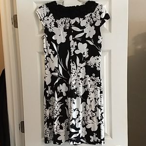 🦋 FABULOUS Alfani floral sheath dress